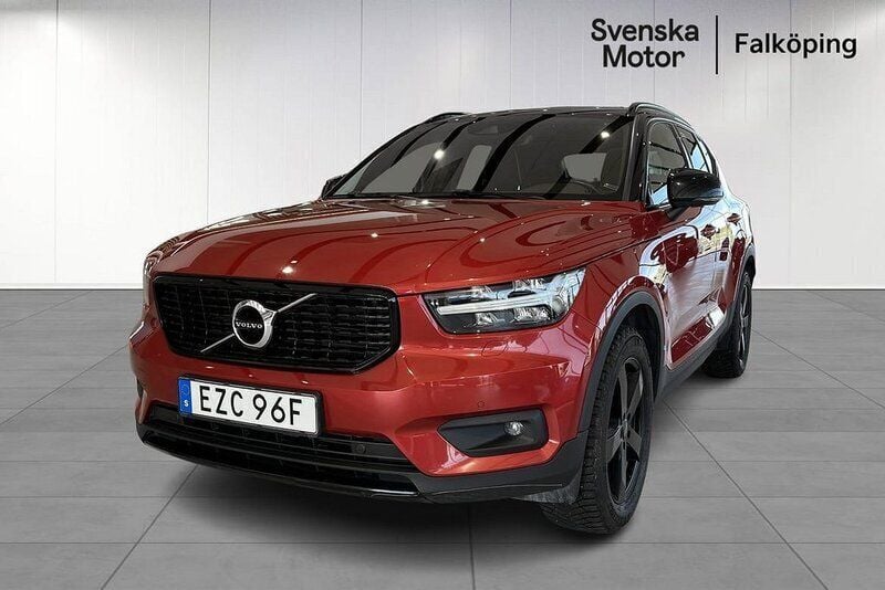 Röd Begagnad 2019 Volvo XC40 R-Design SUV | 279 900 kr (Marknadspris) - Bild 1/4