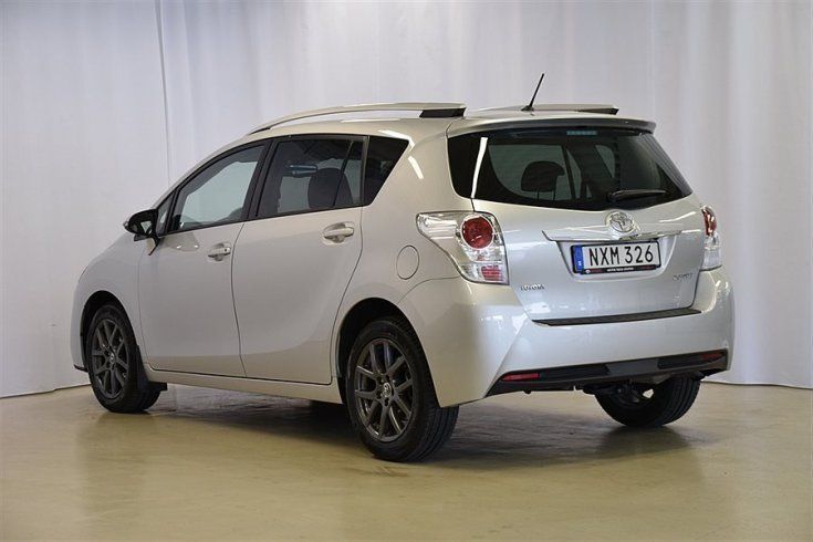 toyota 7 sits begagnad