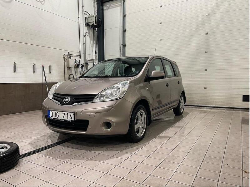 Begagnad 2010 Nissan Note Halvkombi | 22 000 kr (Marknadspris) - Bild 1/4