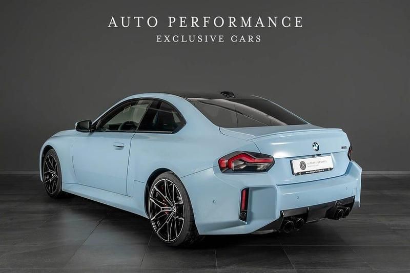 Begagnad BMW M2 460 HK (338 kW) 2024 Blå Sportkupé