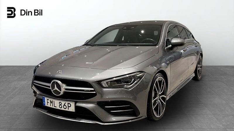 Silver Begagnad 2019 Mercedes CLA35 AMG AMG Kombi | 394 900 kr (Marknadspris) - Bild 1/4