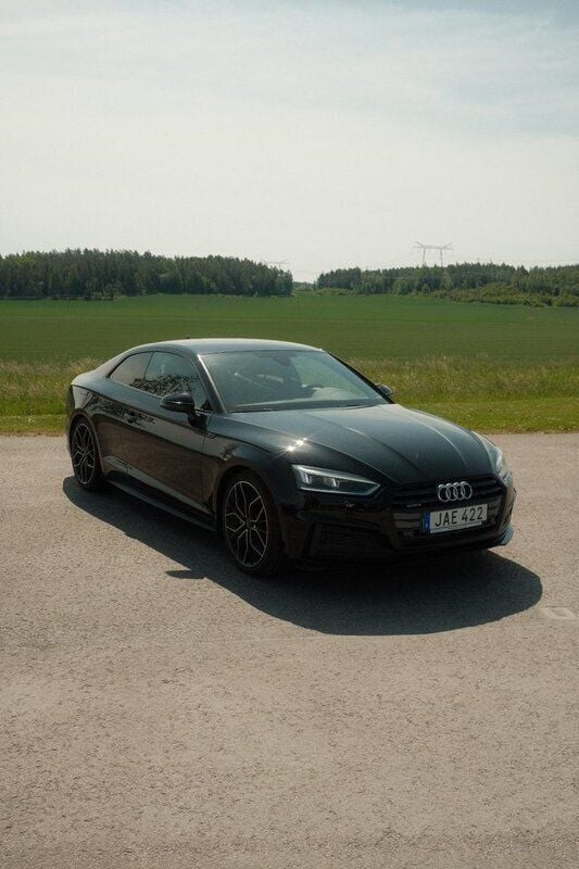 Svart Begagnad 2017 Audi A5 S-Line Sportkupé | 269 000 kr (Bra pris) - Bild 1/4