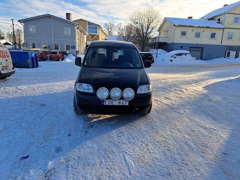 Svart Begagnad 2008 VW Caddy Minibuss | 35 001 kr (Superpris) - Bild 1/4