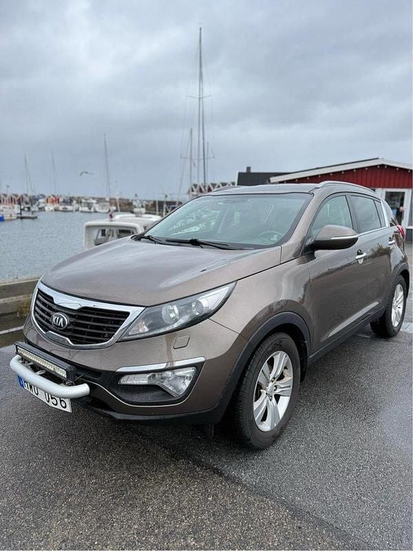 Brun Begagnad 2013 Kia Sportage EX SUV | 69 000 kr (Marknadspris) - Bild 1/4