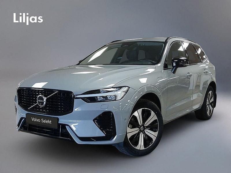 Grå Begagnad 2024 Volvo XC60 Plus SUV | 519 000 kr (Marknadspris) - Bild 1/3