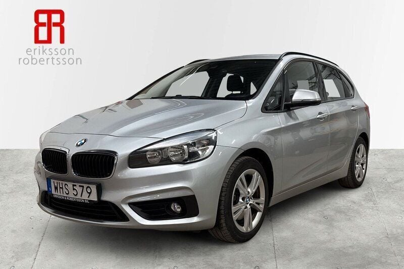 Silver Begagnad 2015 BMW 218 Active Tourer Advantage Minibuss | 129 900 kr (Dyr) - Bild 1/4