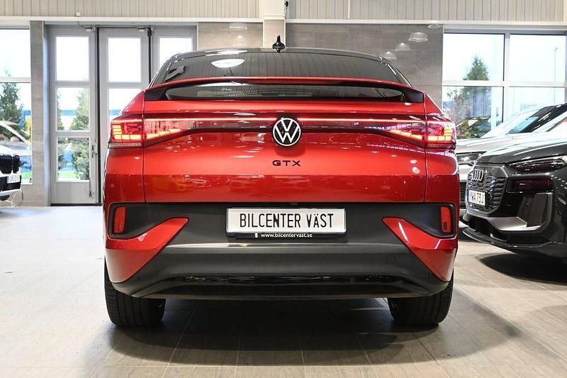 Begagnad VW ID.5 GTX 250 kW (340 HK) 2022 Kings red metallic black SUV