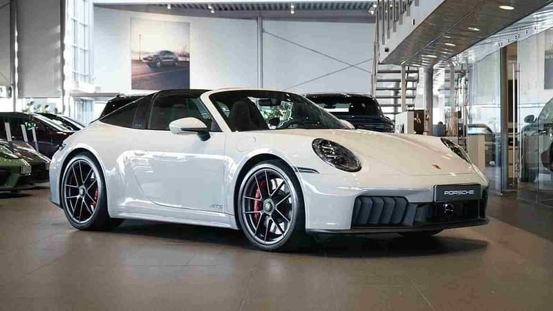 Flerfärgad Begagnad 2025 Porsche 911 Targa 4 Cab | 2 195 000 kr - Bild 1/1