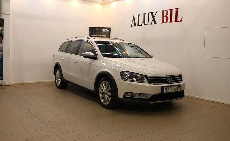 Vit Begagnad 2014 VW Passat Alltrack Kombi | 89 900 kr (Marknadspris) - Bild 1/4