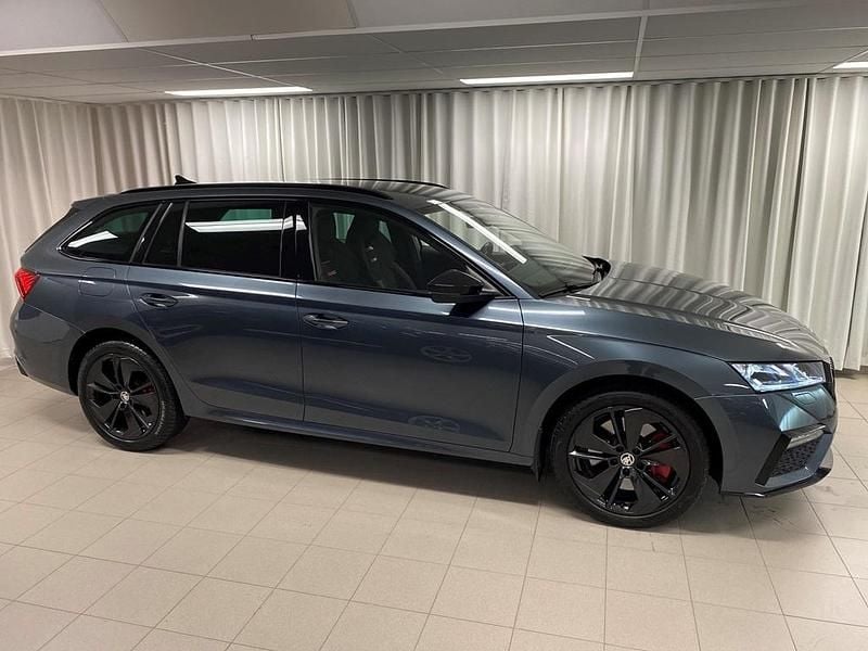 Begagnad Skoda Octavia RS 2021 Grå Kombi