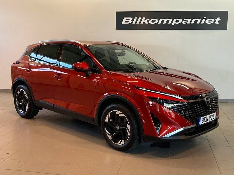 Röd Begagnad 2024 Nissan Qashqai N-Connecta SUV | 324 900 kr (Superpris) - Bild 1/4