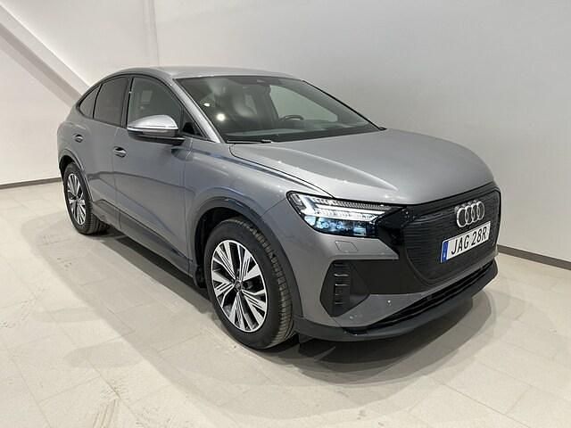 Begagnad Audi Q4 Sportback e-tron 219 kW (299 HK) 2023 Tyfongrå metallic SUV