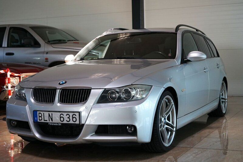 Grå Begagnad 2006 BMW 335 M Sport Kombi | 139 500 kr (Marknadspris) - Bild 1/4
