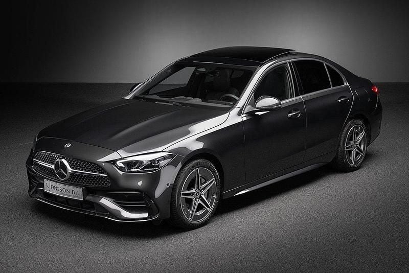Grå Begagnad 2024 Mercedes C300 AMG Sedan | 539 000 kr - Bild 1/4