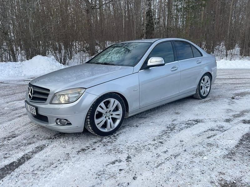 Begagnad Mercedes C350 272 HK (200 kW) 2008