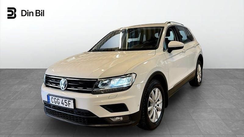 Vit Begagnad 2019 VW Tiguan SUV | 249 900 kr (Marknadspris) - Bild 1/4