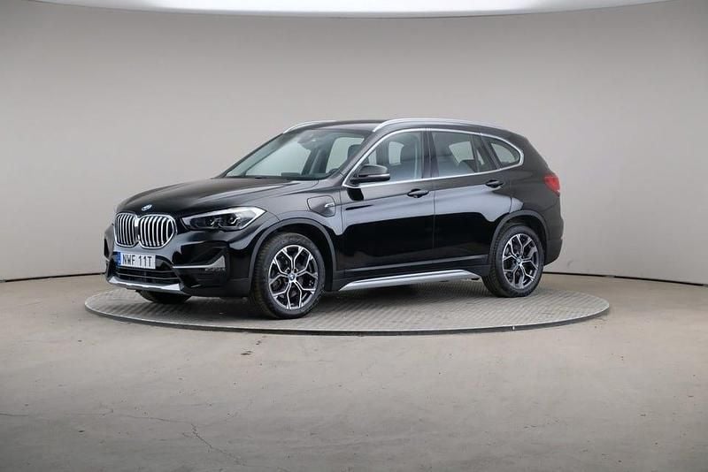 Black (solid) Begagnad 2022 BMW X1 xLine SUV | 309 000 kr - Bild 1/4