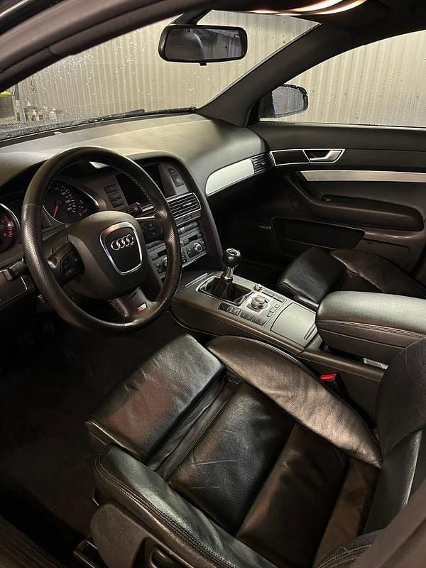 Begagnad Audi A6 140 HK (102 kW) 2006 Sedan