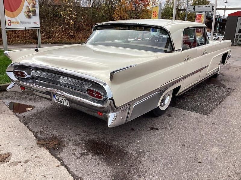 Begagnad Lincoln Continental 355 HK (261 kW) 1959 Sedan