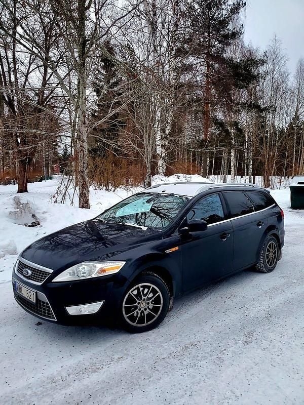 Begagnad Ford Mondeo 145 HK (106 kW) 2010 Kombi