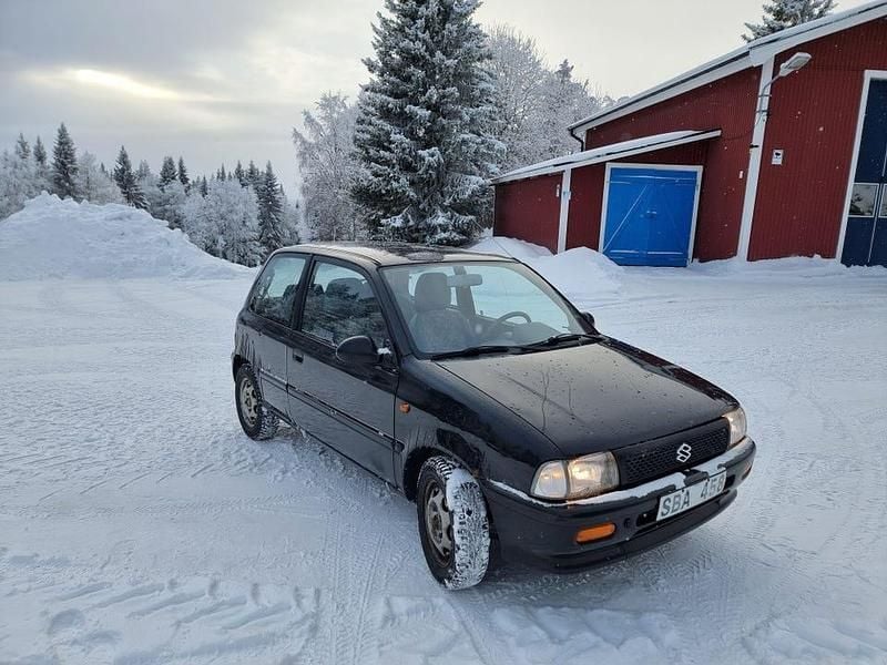 Begagnad Suzuki Alto 58 HK (42 kW) 2001 Halvkombi