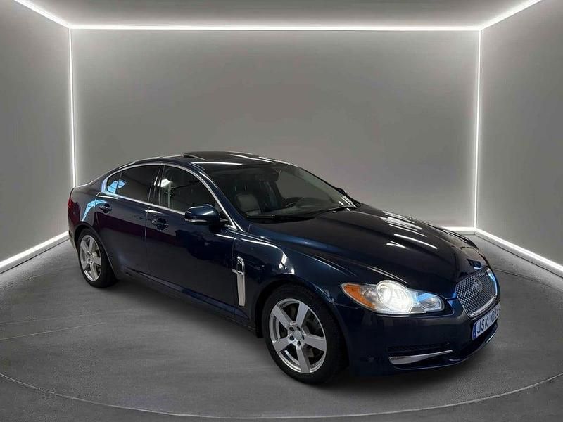 Begagnad Jaguar XF S 275 HK (202 kW) 2009 Blå Sedan