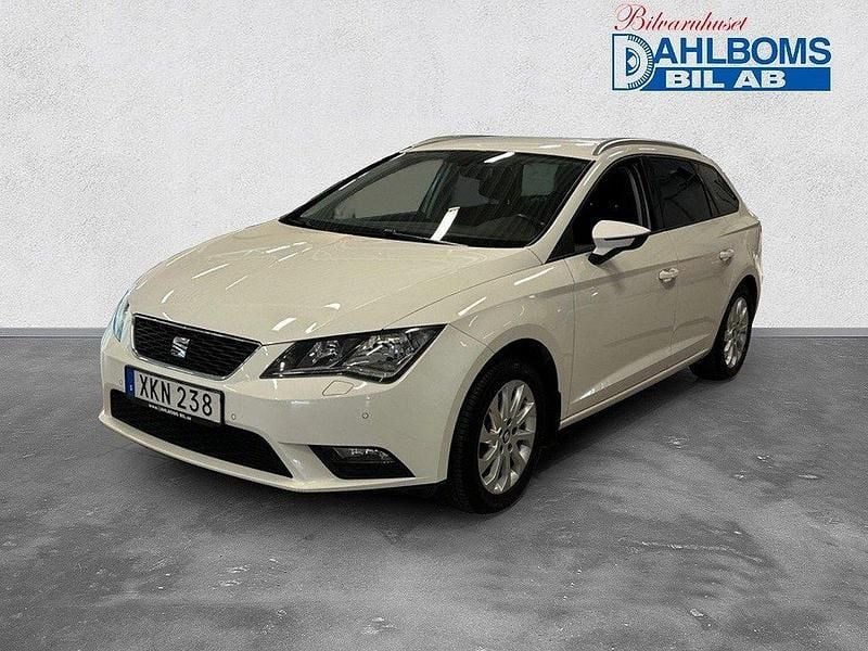 Vit Begagnad 2016 Seat Leon Kombi | 119 900 kr (Marknadspris) - Bild 1/4
