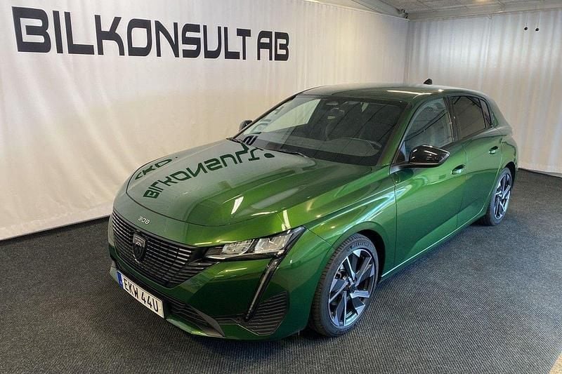 Grön Begagnad 2022 Peugeot 308 Allure Halvkombi | 219 000 kr (Marknadspris) - Bild 1/4