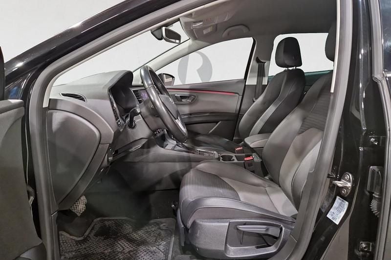 Begagnad Seat Leon XCELLENCE 150 HK (110 kW) 2017 Svart Halvkombi