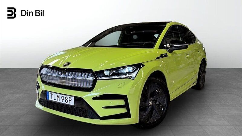 Ljusgrön Begagnad 2023 Skoda Enyaq iV RS SUV | 549 500 kr - Bild 1/4