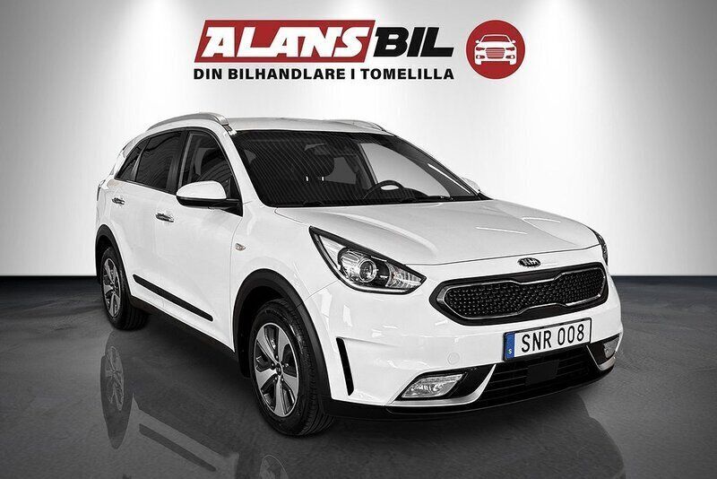 Vit Begagnad 2017 Kia Niro Advance SUV | 154 000 kr (Bra pris) - Bild 1/4