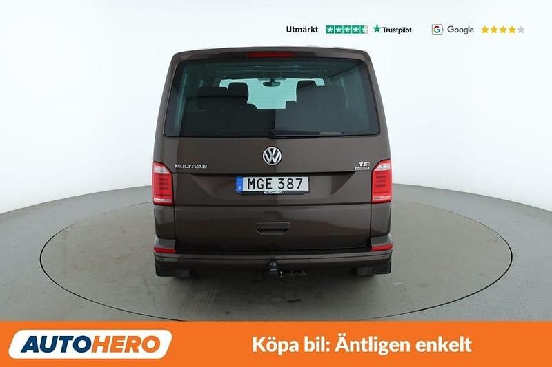 Begagnad VW Multivan Comfortline 151 HK (111 kW) 2015 Brun Van