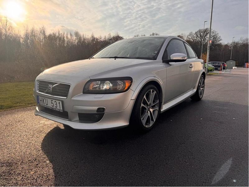 Grå Begagnad 2008 Volvo C30 R-Design Halvkombi | 42 000 kr (Bra pris) - Bild 1/4