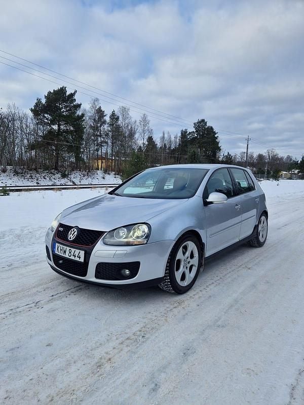 Begagnad 2007 VW Golf V GTI | 48 000 kr (Marknadspris) - Bild 1/4