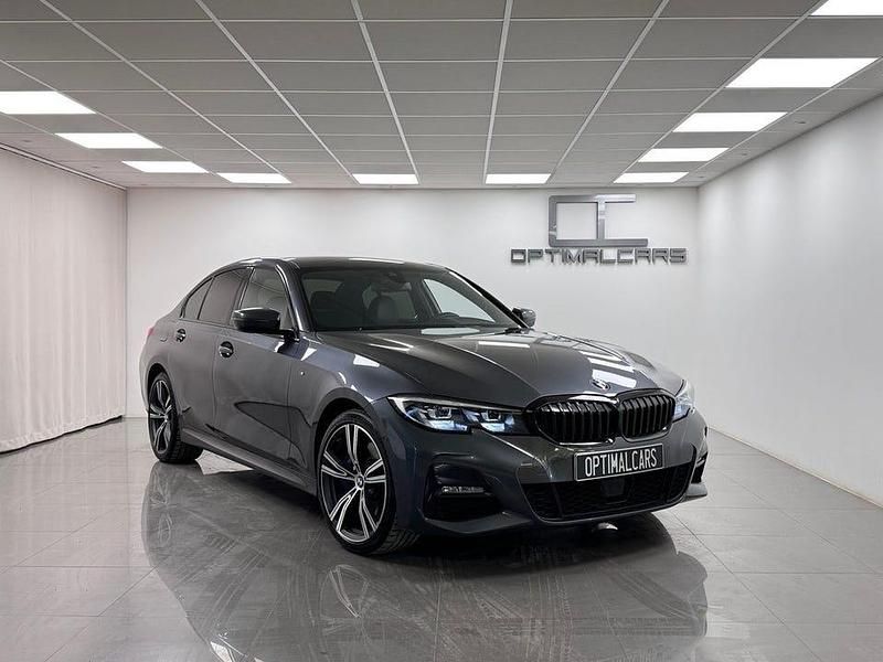 Mineral grå met. Begagnad 2020 BMW 330 M Sport Sedan | 259 900 kr (Lite dyr) - Bild 1/4