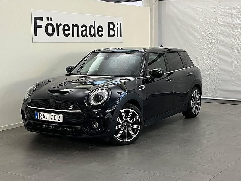 Blå Begagnad 2023 Mini Clubman Kombi | 349 000 kr (Lite dyr) - Bild 1/4
