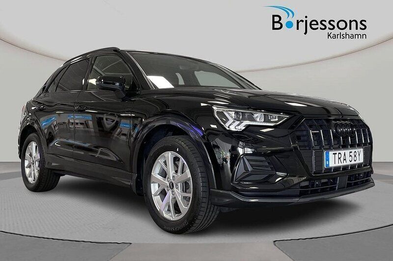 Mytsvart metallic Begagnad 2024 Audi Q3 Advanced Plus SUV | 419 000 kr (Lite dyr) - Bild 1/4