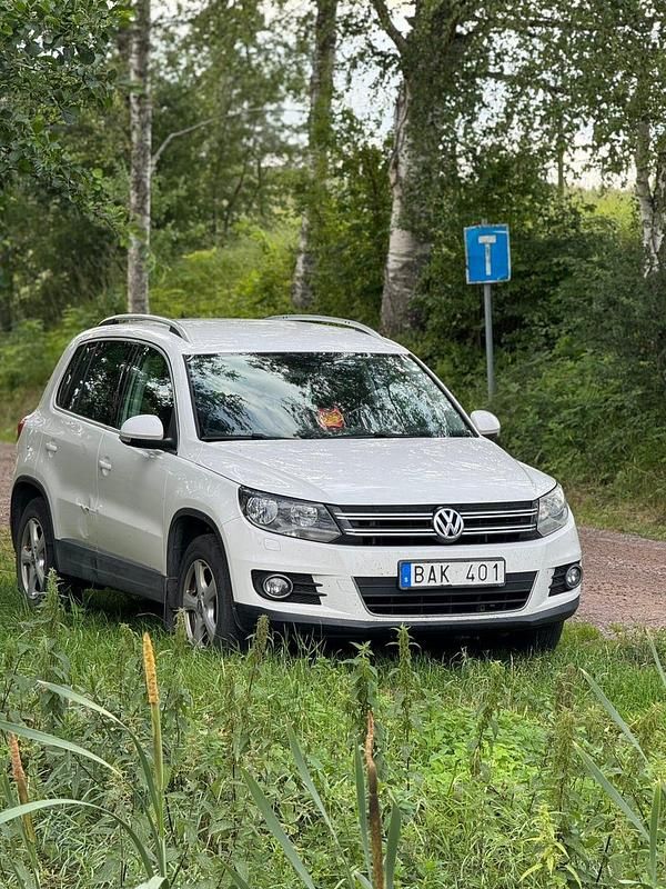 Begagnad 2014 VW Tiguan SUV | 70 000 kr (Superpris) - Bild 1/4