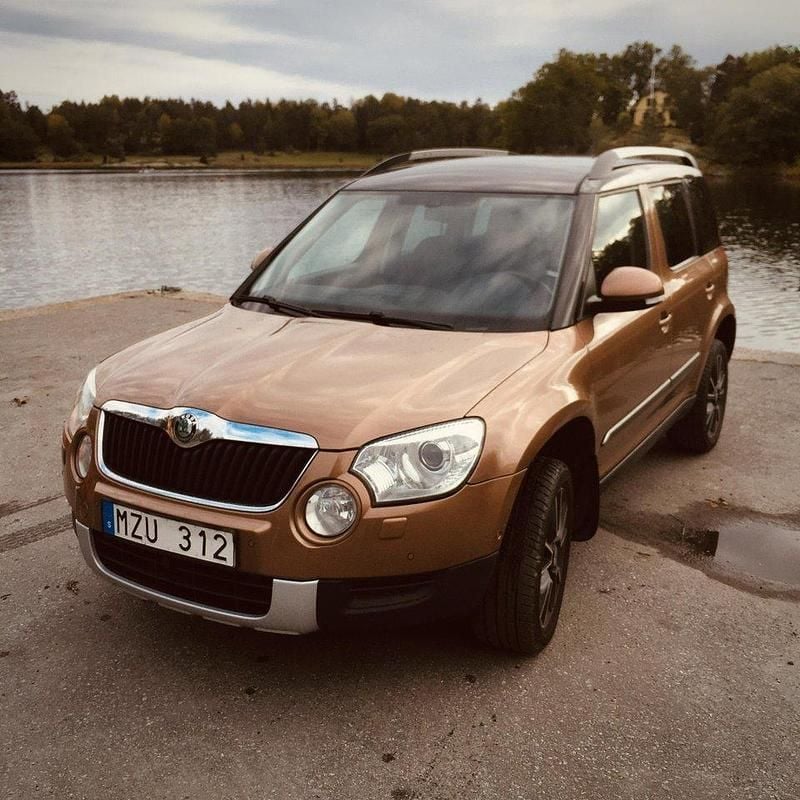 Brun Begagnad 2013 Skoda Yeti Experience SUV | 75 000 kr - Bild 1/4
