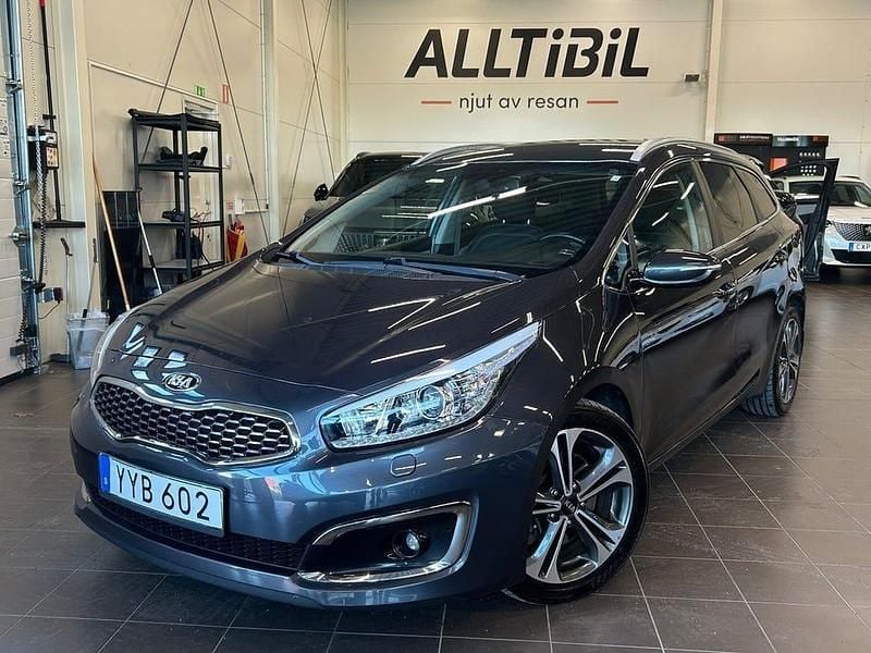 Grå Begagnad 2017 Kia Ceed Sportswagon Kombi | 124 900 kr (Marknadspris) - Bild 1/3