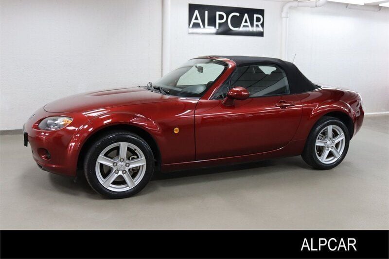 Röd Begagnad 2006 Mazda MX5 Cab | 114 900 kr (Bra pris) - Bild 1/4