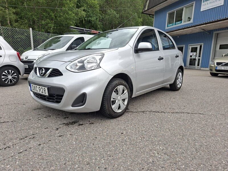 Silver Begagnad 2014 Nissan Micra Halvkombi | 79 900 kr (Lite dyr) - Bild 1/4