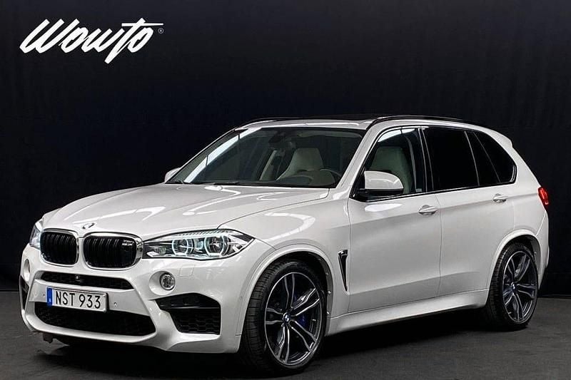 Vit Begagnad 2015 BMW X5 M Comfort Edition SUV | 499 800 kr - Bild 1/3