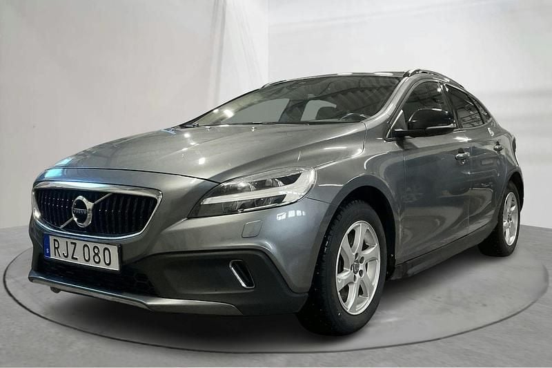 Grå Begagnad 2017 Volvo V40 CC Business Edition Kombi | 168 000 kr (Marknadspris) - Bild 1/4