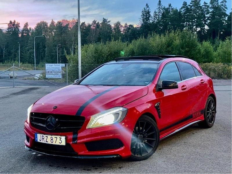 Röd Begagnad 2014 Mercedes A180 AMG line Halvkombi | 76 900 kr (Bra pris) - Bild 1/4