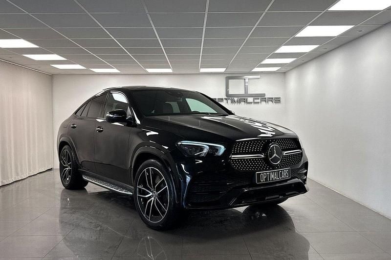 Svart (svart met.) Begagnad 2022 Mercedes GLE350 AMG Sportkupé | 849 900 kr - Bild 1/4