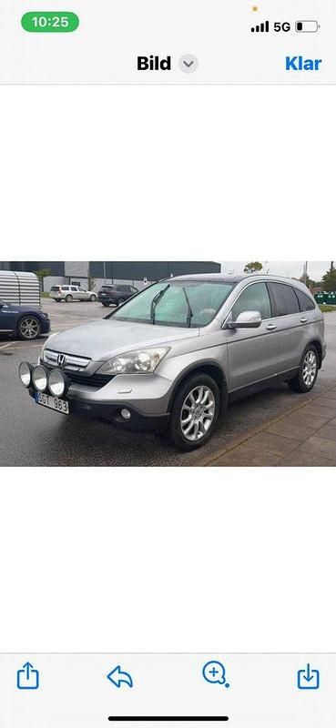 Silver Begagnad 2008 Honda CR-V SUV | 22 000 kr (Bra pris) - Bild 1/3