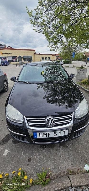 Svart Begagnad 2008 VW Golf VI Kombi | 26 500 kr (Bra pris) - Bild 1/4