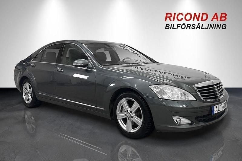Begagnad Mercedes S350 272 HK (200 kW) 2006 Gråmet Sedan