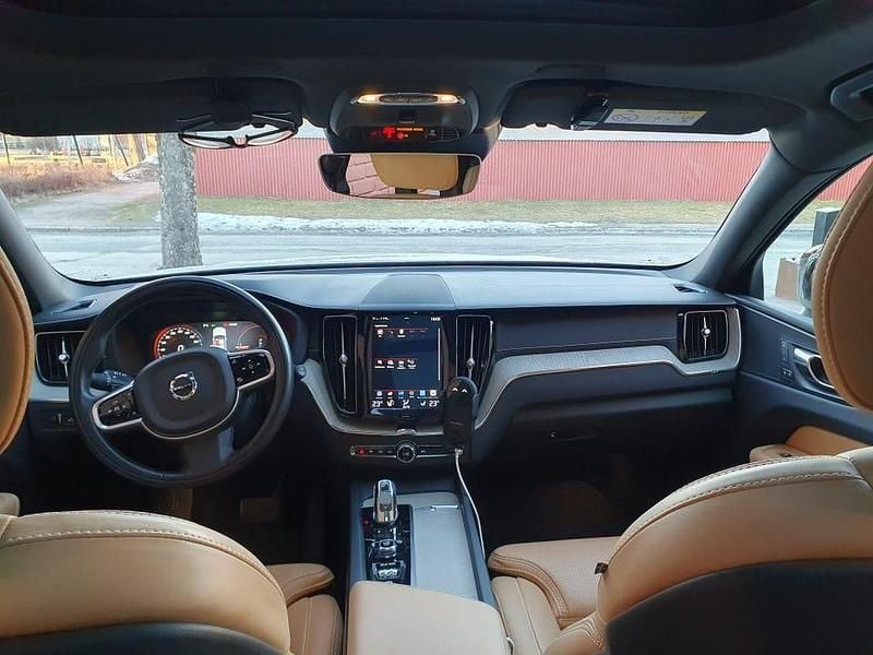 Begagnad Volvo XC60 408 HK (300 kW) 2018 SUV